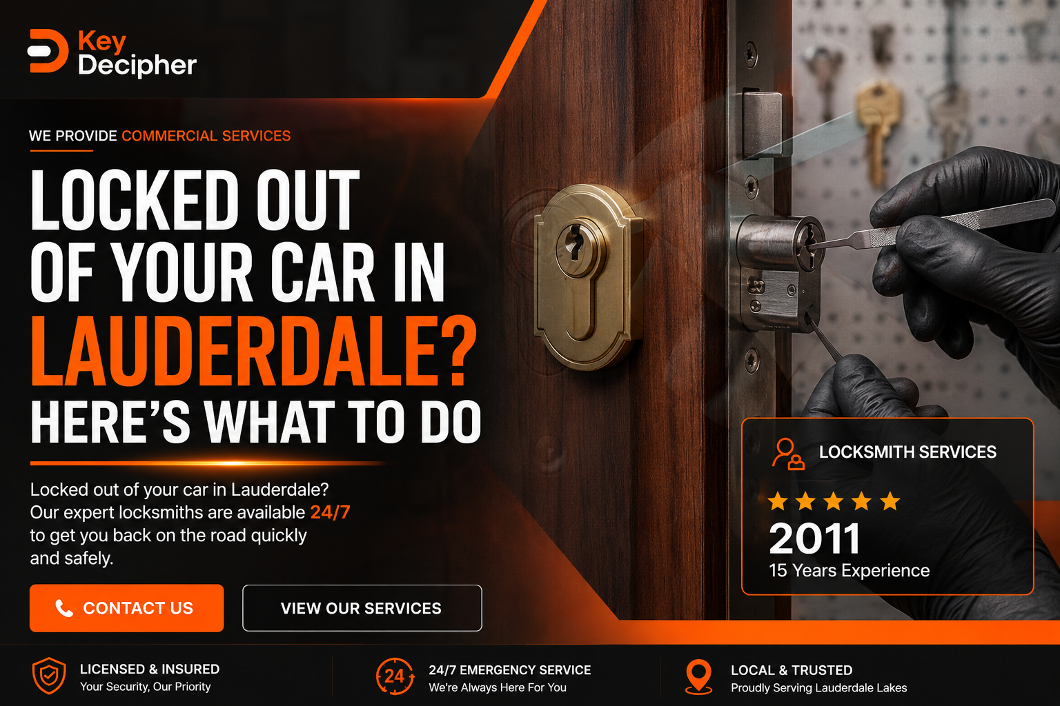 Locksmith unlocking a car door in Lauderdale